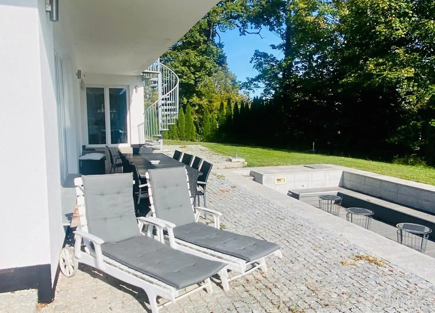 Apartment Mansion Lake Starnberg Feldafing Germany